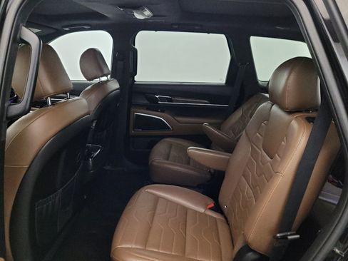 Used 2020 Kia Telluride SX w/ SX Prestige Package AWD/4WD image 18