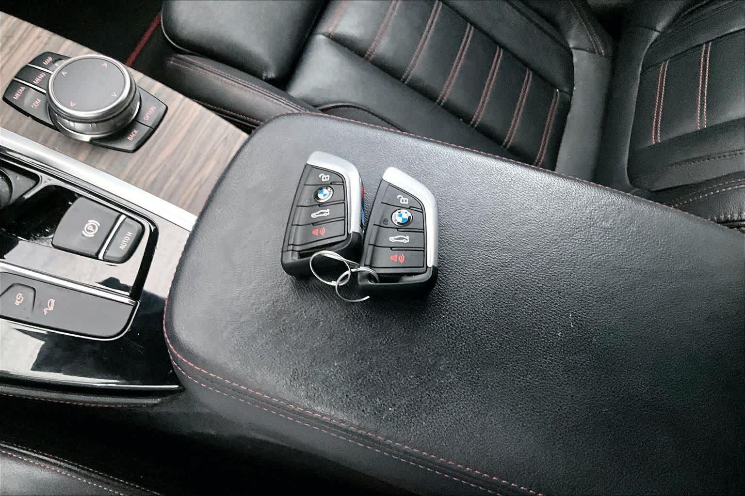 Used 2019 BMW X4 xDrive30i w/ M Sport Package AWD/4WD image 15