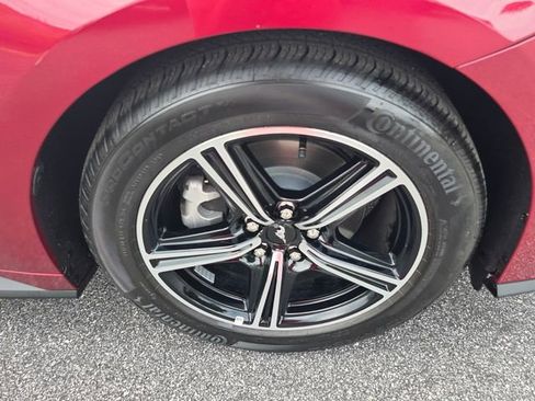 Used 2025 Ford Mustang Coupe RWD image 11