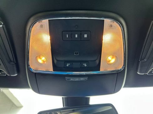 Used 2021 Chrysler 300 S RWD image 18