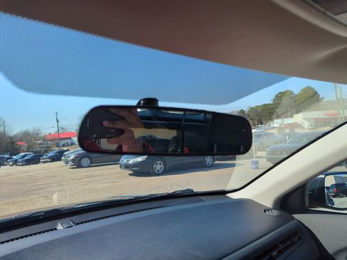 Used 2021 Honda HR-V LX image 25