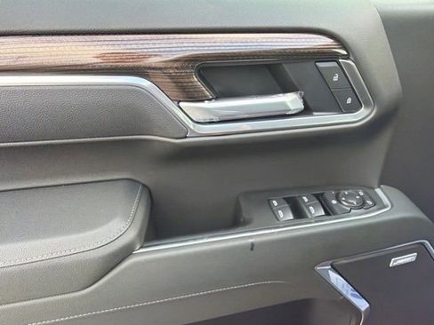 New 2026 Chevrolet Silverado 1500 LT Trail Boss w/ Convenience Package II AWD/4WD image 12
