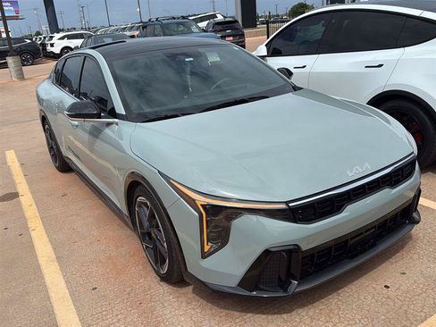 Used 2025 Kia K4 GT-Line w/ GT-Line Sunroof Package FWD image 1