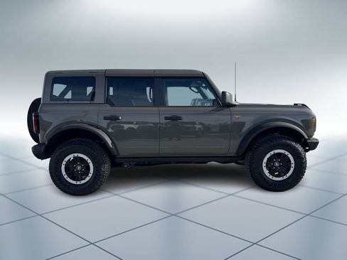 New 2026 Ford Bronco Badlands AWD/4WD image 3