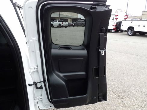 Used 2022 Toyota Tacoma SR image 27