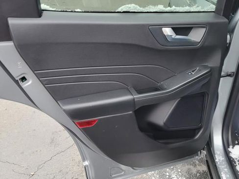 Certified 2024 Ford Escape SE image 14