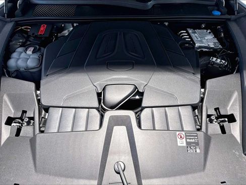 New 2026 Porsche Cayenne AWD/4WD image 20