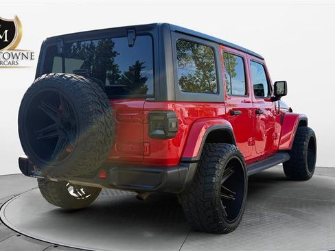 Used 2020 Jeep Wrangler Unlimited Sahara AWD/4WD image 5