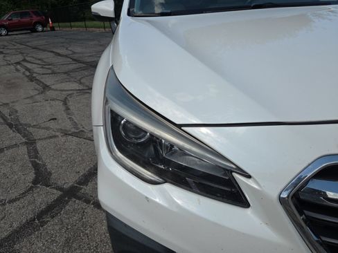 Used 2018 Subaru Outback 2.5i Premium AWD/4WD image 5
