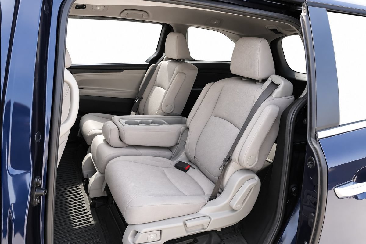 Used 2019 Honda Odyssey EX image 4