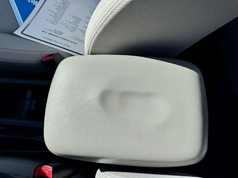 Used 2018 Subaru Forester 2.5i w/ Alloy Wheel Package image 34