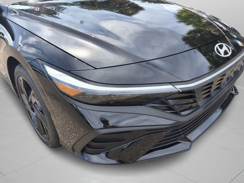 New 2026 Hyundai Elantra SEL Sport FWD image 33