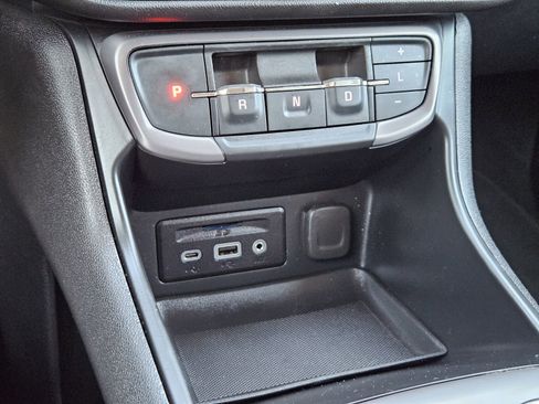 Certified 2023 GMC Terrain AT4 image 22