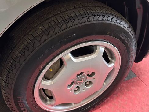 Used 2002 Lexus LS 430 image 30