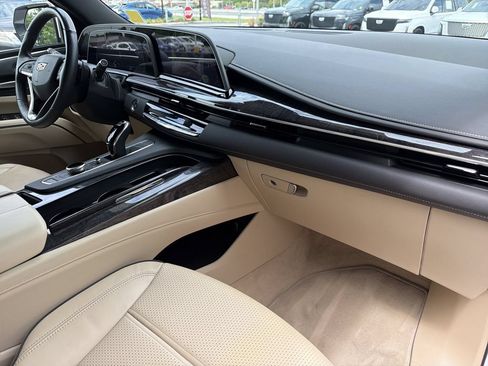 Certified 2023 Cadillac Escalade Premium Luxury RWD image 13