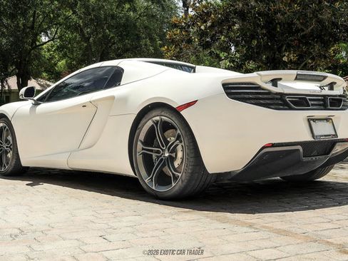 Used 2014 McLaren MP4-12C Spider RWD image 15
