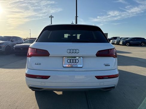 Used 2018 Audi Q5 2.0T Premium image 4