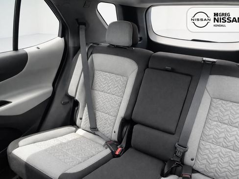 Used 2023 Chevrolet Equinox LS FWD image 8