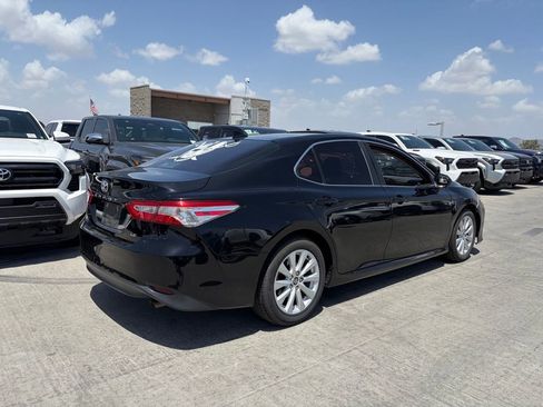 Used 2020 Toyota Camry LE FWD image 2
