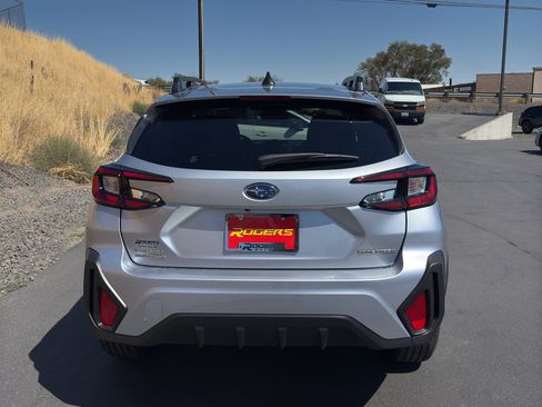 New 2025 Subaru Crosstrek 2.0i Premium image 9