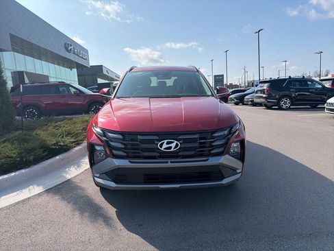 Certified 2025 Hyundai Tucson SEL image 2