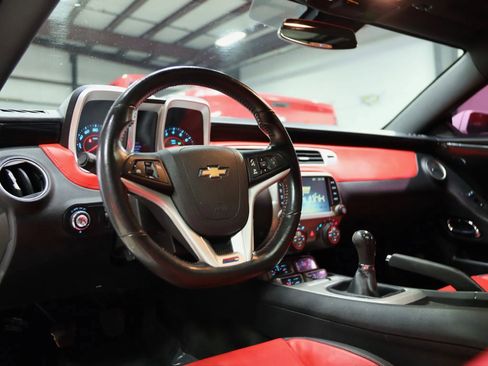 Used 2015 Chevrolet Camaro LT w/ Commemorative Special Edition image 21