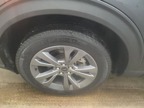 Used 2023 Ford Explorer XLT w/ Equipment Group 202A image 21