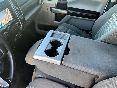 Used 2019 Ford F250 XLT w/ XLT Value Package image 12