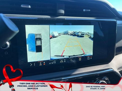 Used 2024 GMC Sierra 2500 AT4X image 32