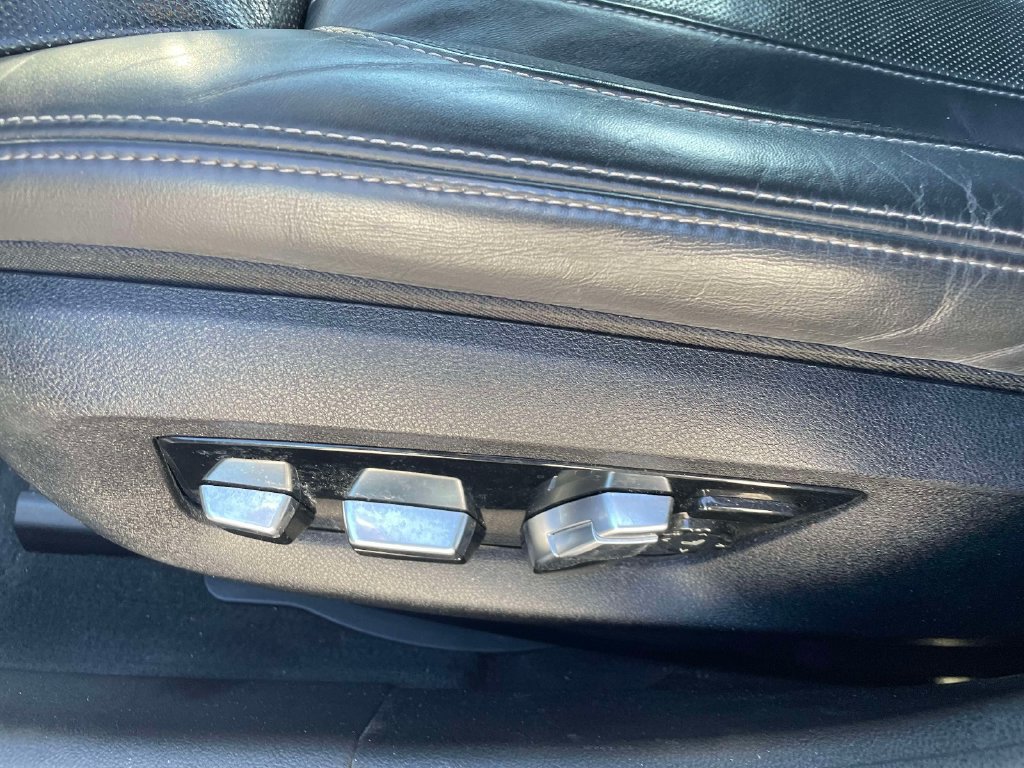 Used 2018 BMW M550i xDrive AWD/4WD image 19