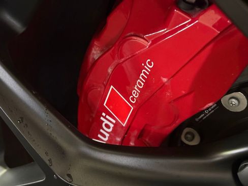 New 2026 Audi RS Q8 performance image 12