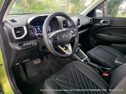 Used 2022 Hyundai Venue SEL FWD image 23