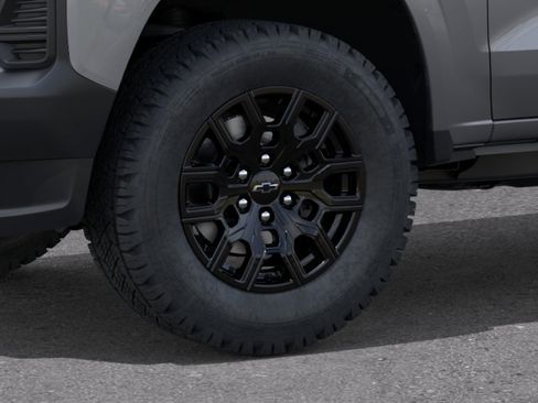 New 2026 Chevrolet Colorado W/T w/ WT Custom Package RWD image 9