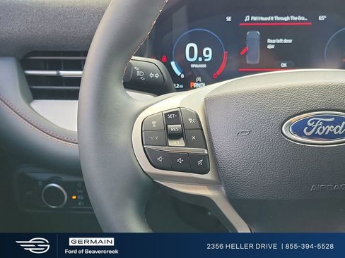 New 2026 Ford Explorer Active RWD image 11