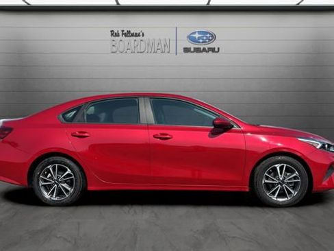 Used 2022 Kia Forte LXS image 3