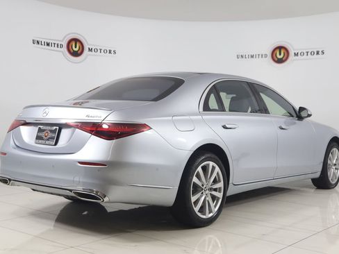 Used 2022 Mercedes-Benz S 500 4MATIC image 3