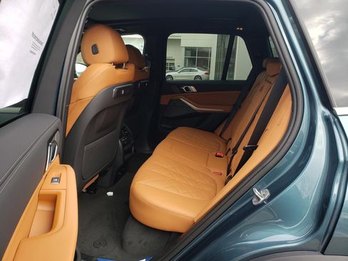 New 2026 BMW X5 xDrive40i image 11