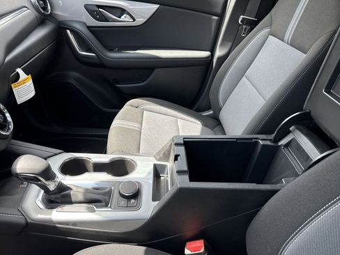 New 2025 Chevrolet Blazer LT w/ Convenience Package image 22