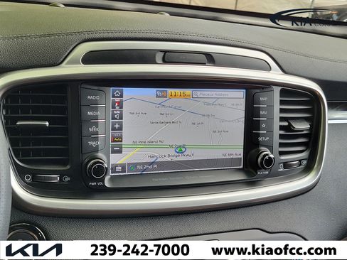 Used 2019 Kia Sorento SX FWD image 30