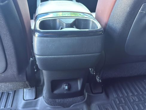 Used 2024 Kia Telluride SX FWD image 33