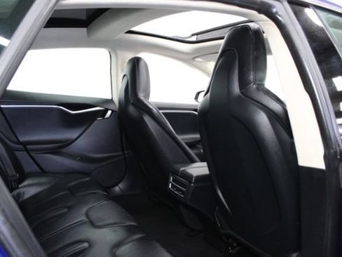 Used 2015 Tesla Model S 70D AWD/4WD image 24