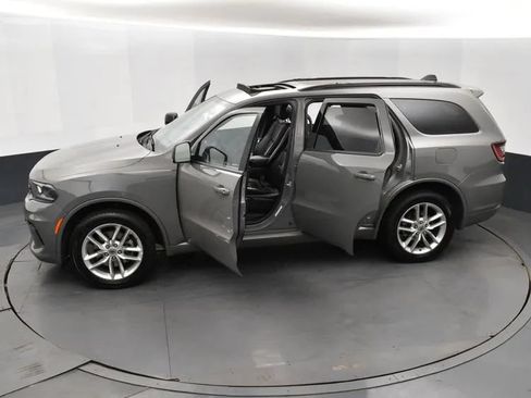 Used 2024 Dodge Durango GT AWD/4WD image 7