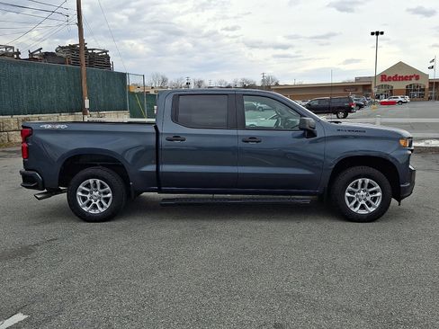 Used 2019 Chevrolet Silverado 1500 Custom w/ Custom Value Package image 7