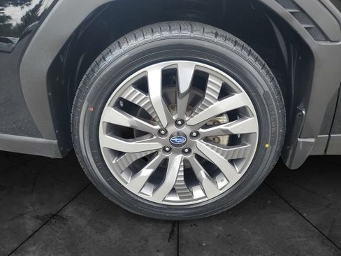 Certified 2025 Subaru Forester Touring AWD/4WD image 14
