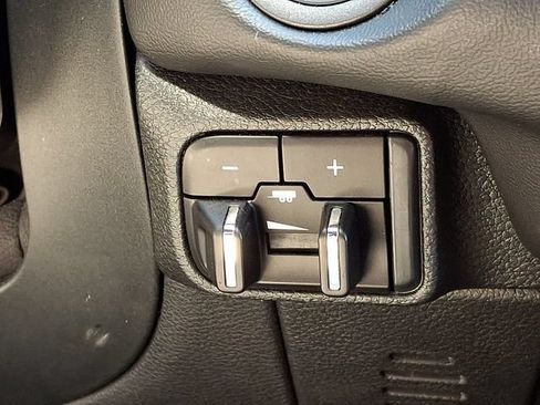 Used 2025 Dodge Durango GT AWD/4WD image 29
