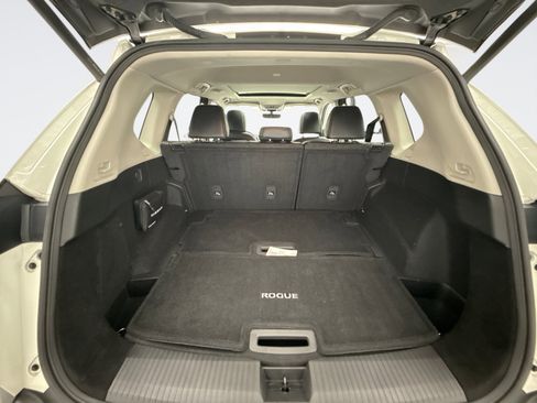 Used 2023 Nissan Rogue SL w/ SL Premium Package image 22