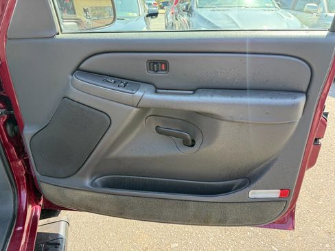 Used 2004 Chevrolet Silverado 1500 LS AWD/4WD image 30