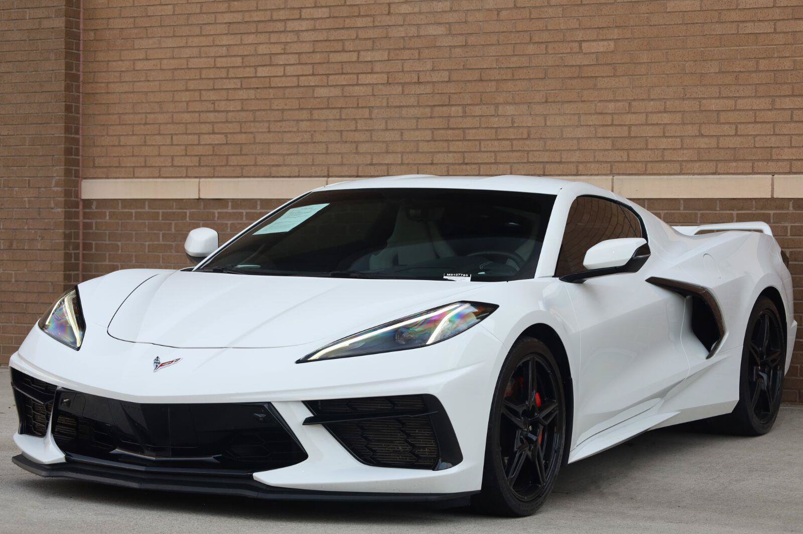Used 2021 Chevrolet Corvette Stingray Preferred Cpe w/ Z51 Performance Package RWD image 6