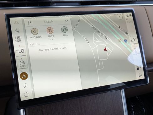 New 2025 Land Rover Range Rover SE image 14