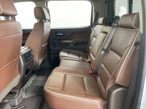 Used 2019 Chevrolet Silverado 2500 High Country w/ Duramax Plus Package image 39